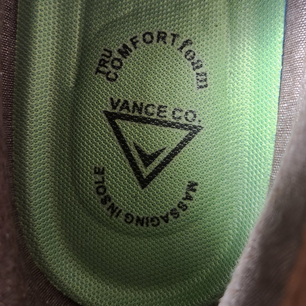 NWOT Men's Vance Co. Suede & Leather Chukka Boot - Picture 2 of 7